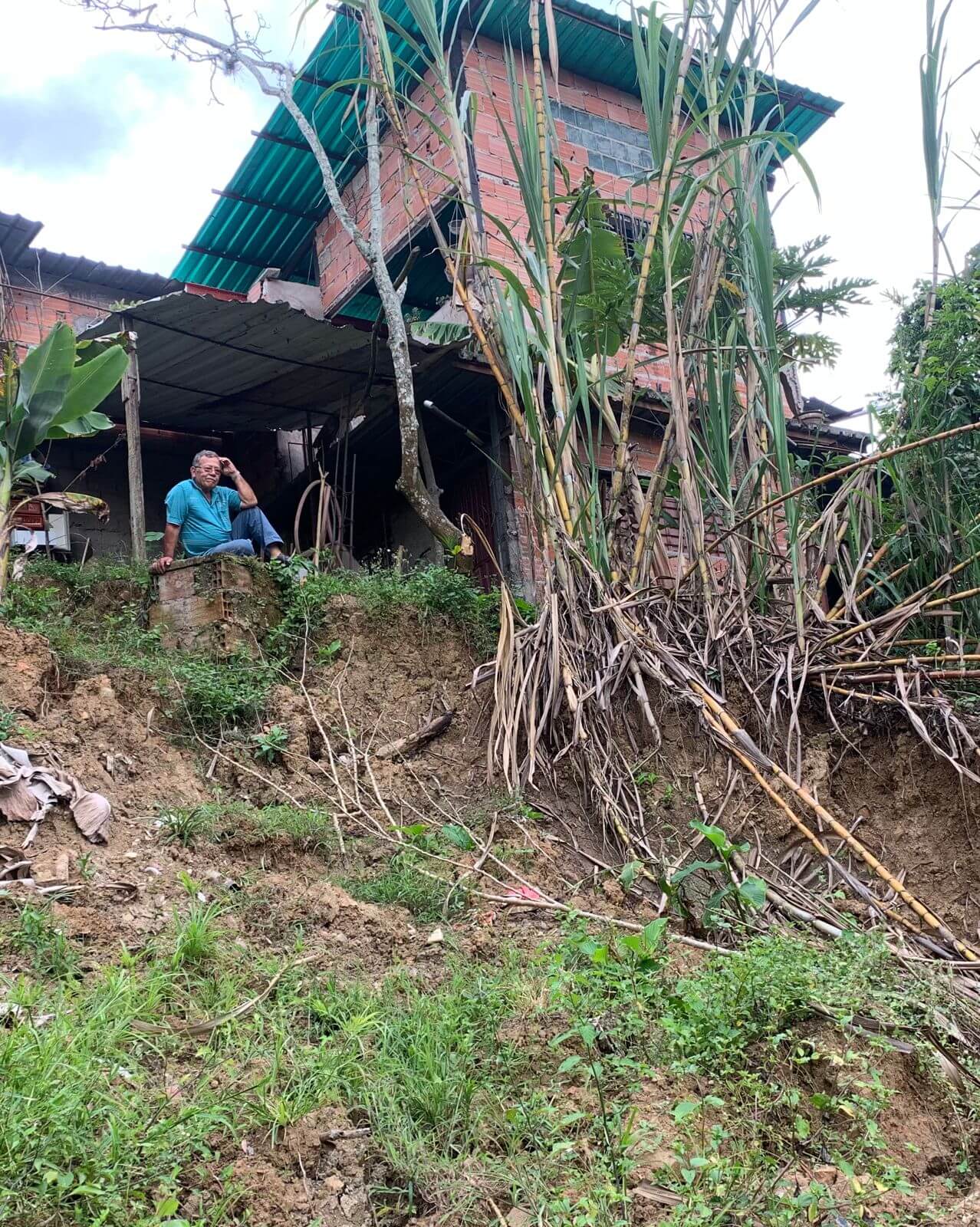 Vecinos De Los Olivos En Riesgo De Perder Sus Viviendas